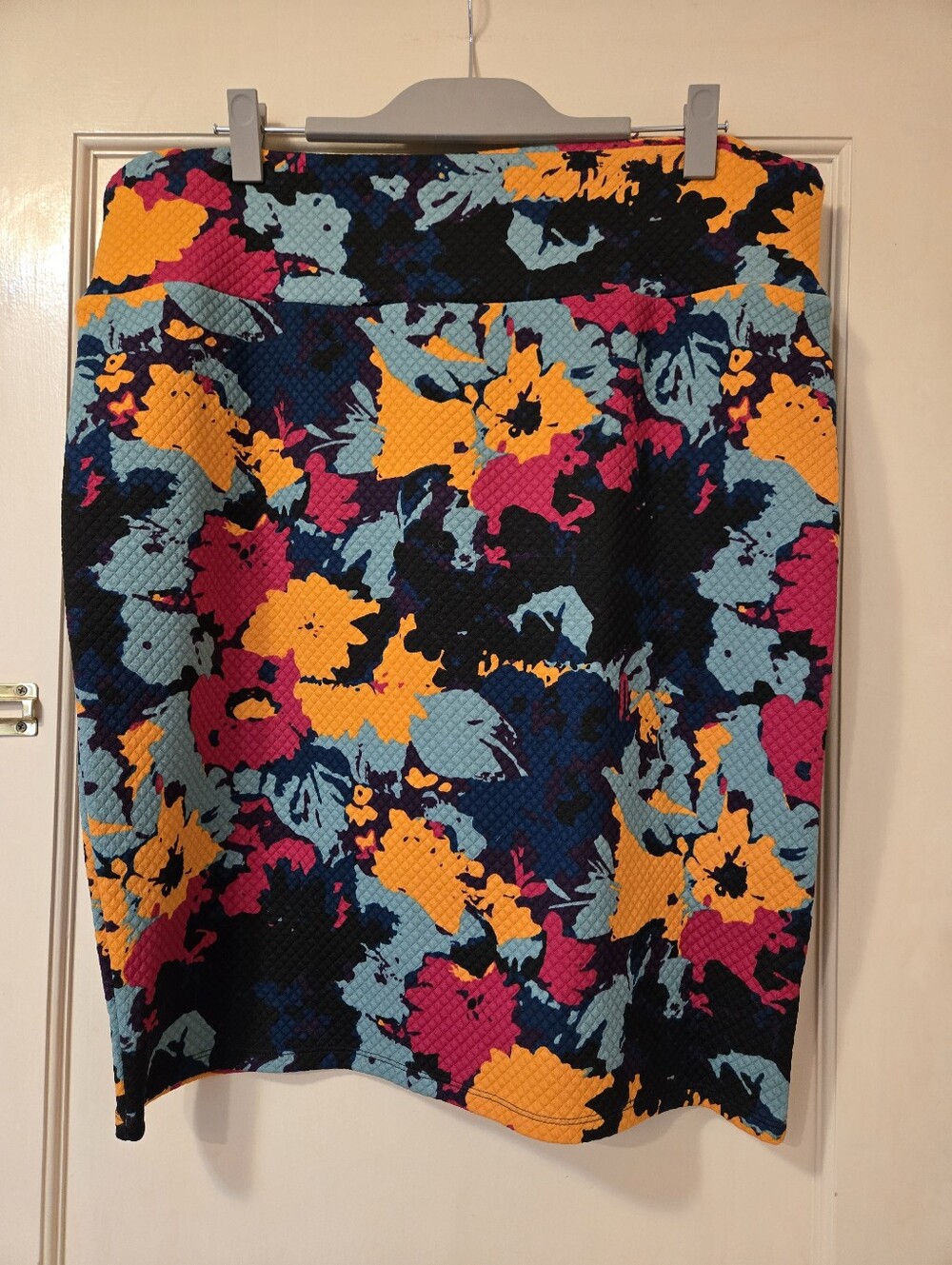 Lularoe Floral Textured Pencil Skirt in Black, Yellow & Pink